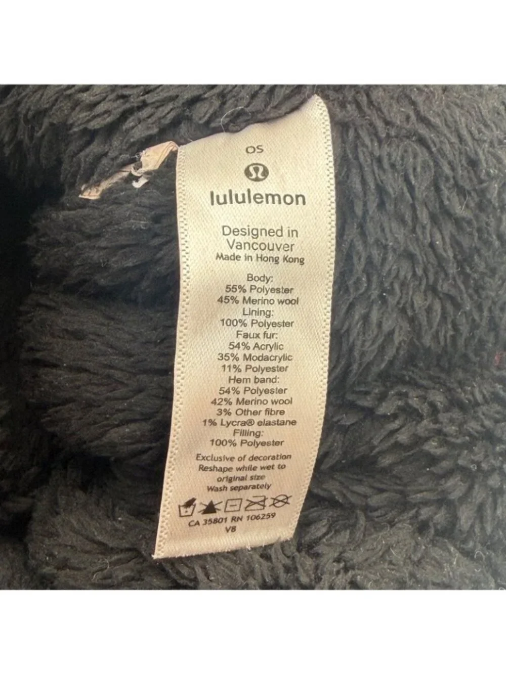 Lululemon Women's OS Black Merino Wool Beanie Faux Fur Pom Winter Hat